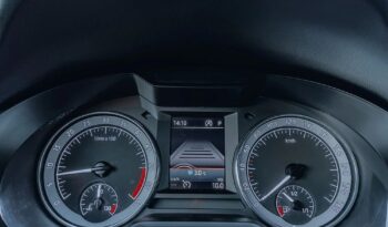 SKODA Octavia  | 4×4 (stały) | Automatyczna | 150 KM | Szary full