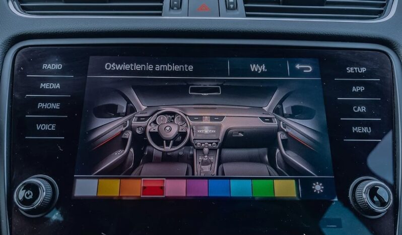 SKODA Octavia  | 4×4 (stały) | Automatyczna | 150 KM | Szary full