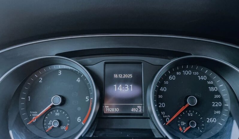 Volkswagen Passat | 4×4 (stały) | Manualna | 150 KM | Srebrny full