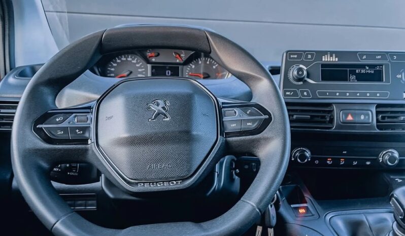 PEUGEOT Partner  | 4×4 (doł. ręcznie) | Manualna | 131 KM | Czerwony full