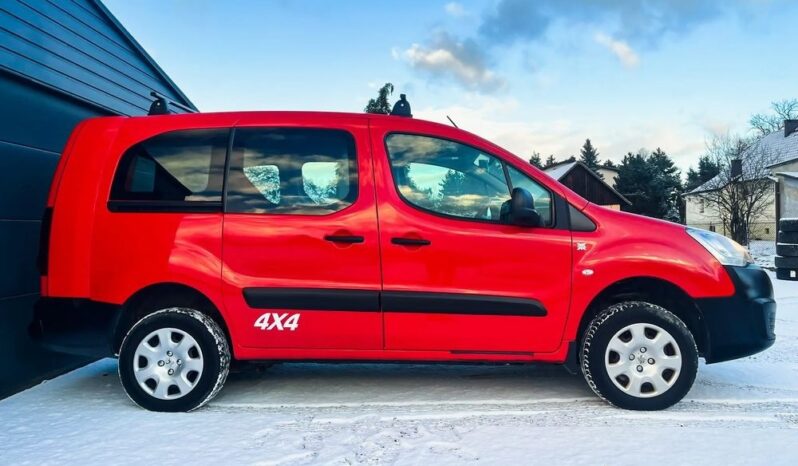 PEUGEOT Partner  | 4×4 (doł. ręcznie) | Manualna | 90 KM | Czerwony full