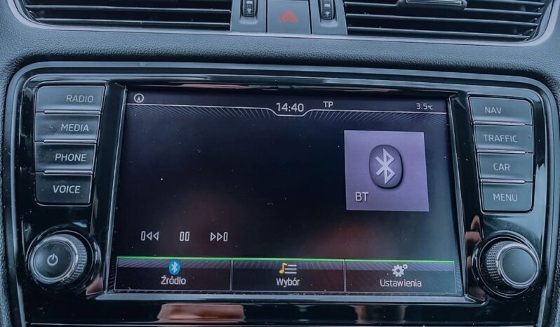 SKODA Octavia  | FWD (przód) | Automatyczna | 149 KM | Szary full