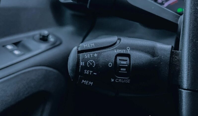 TOYOTA ProAce City | FWD (przód) | Manualna | 102 KM | Biały full