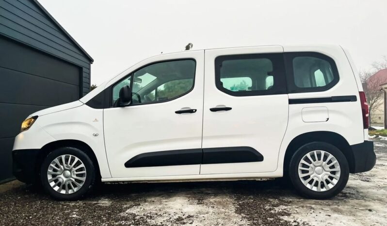 TOYOTA ProAce City | FWD (przód) | Manualna | 102 KM | Biały full