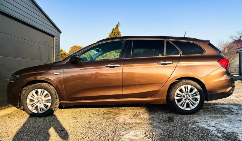 FIAT Tipo  | FWD (przód) | Automatyczna | 120 KM | Brązowy full
