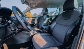 SKODA Octavia  | 4×4 (doł. automatycznie) | Automatyczna | 184 KM | Biały full