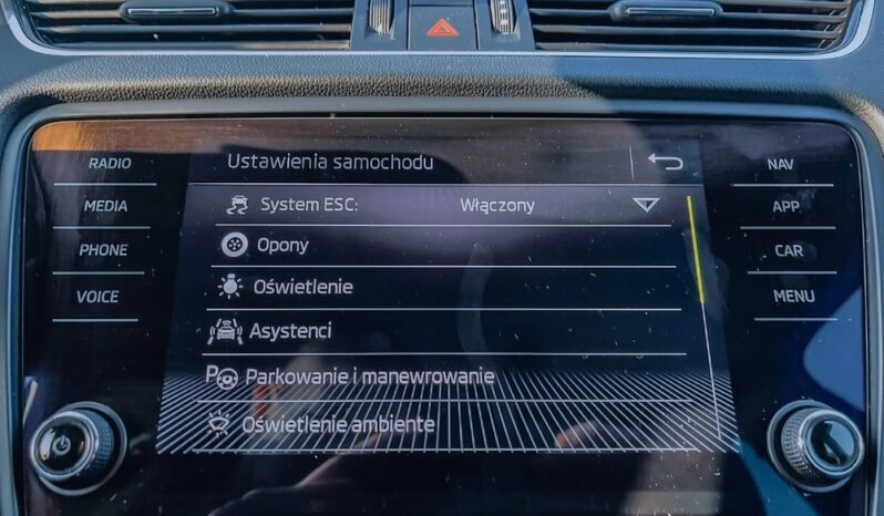 Skoda Octavia | 4×4 (doł. automatycznie) | Automatyczna | 184 KM | Biały full