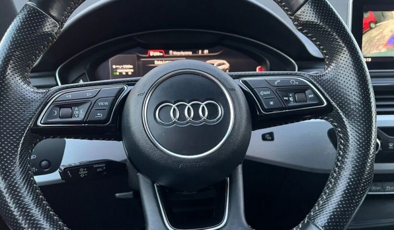 AUDI A4 Avant | 4×4 (doł. automatycznie) | Automatyczna | 190 KM | Czarny full