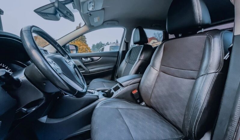 NISSAN Qashqai  | FWD (przód) | Automatyczna | 115 KM | Czerwony full