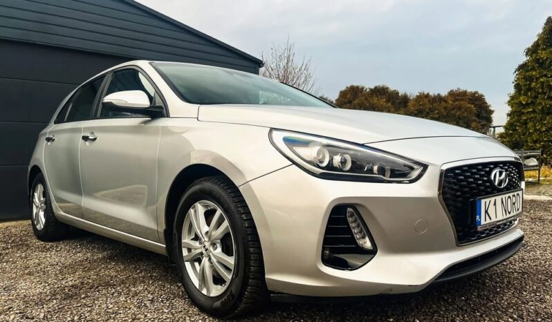 HYUNDAI I30  | FWD (przód) | Manualna | 120 KM | Srebrny full