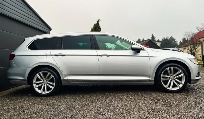 VOLKSWAGEN Passat  | 4×4 (stały) | Automatyczna | 190 KM | Srebrny full