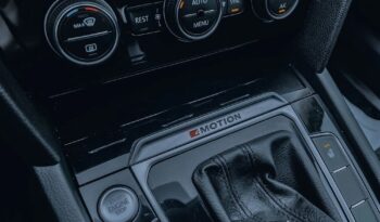 VOLKSWAGEN Passat  | 4×4 (stały) | Automatyczna | 190 KM | Srebrny full