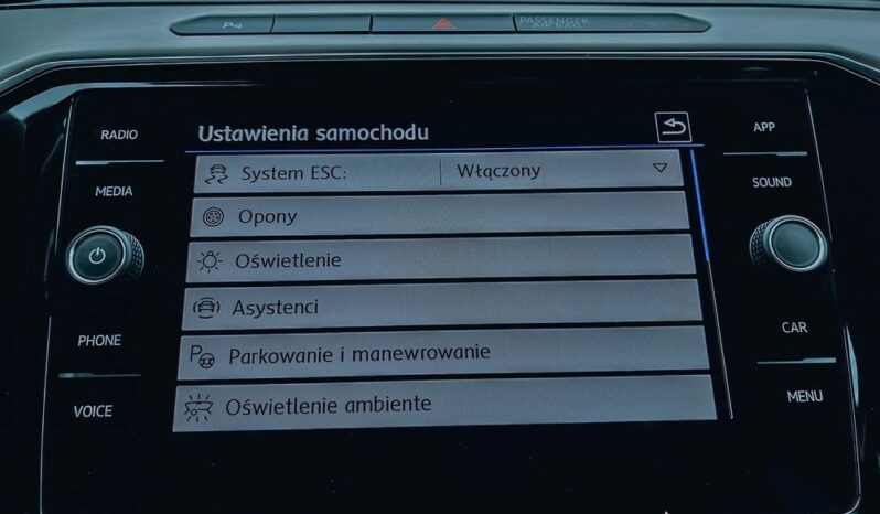VOLKSWAGEN Passat  | 4×4 (stały) | Automatyczna | 190 KM | Srebrny full
