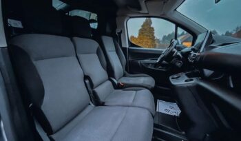 PEUGEOT Partner  | FWD (przód) | Automatyczna | 131 KM | Srebrny full