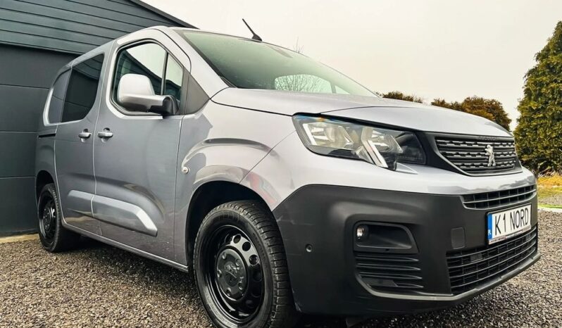 PEUGEOT Partner  | FWD (przód) | Automatyczna | 131 KM | Srebrny full