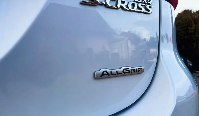 SUZUKI SX4 S-Cross  | 4×4 (doł. automatycznie) | Automatyczna | 120 KM | Biały full