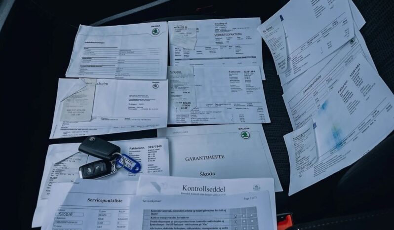 SKODA Octavia  | FWD (przód) | Automatyczna | 180 KM | Czarny full