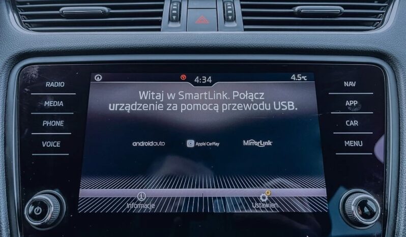 SKODA Octavia  | 4×4 (stały) | Automatyczna | 150 KM | Czarny full