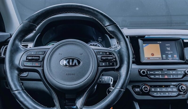 KIA Niro  | FWD (przód) | Automatyczna | 141 KM | Szary full