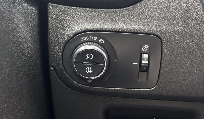 OPEL Crossland X | FWD (przód) | Manualna | 110 KM | Czarny full