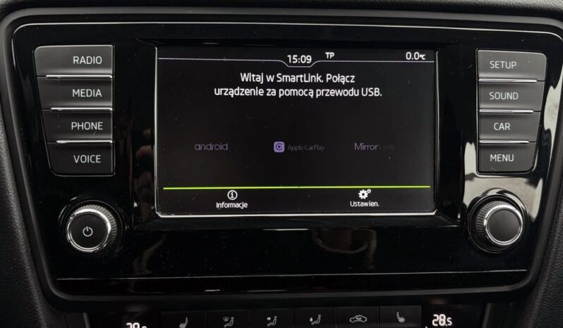 SKODA Octavia  | 4×4 (stały) | Automatyczna | 180 KM | Srebrny full