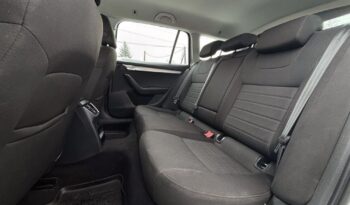 SKODA Octavia  | 4×4 (stały) | Automatyczna | 180 KM | Srebrny full