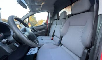 PEUGEOT Partner  | 4×4 (doł. ręcznie) | Manualna | 99 KM | Czerwony full