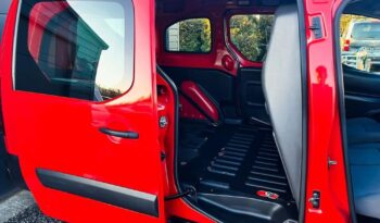 PEUGEOT Partner  | 4×4 (doł. ręcznie) | Manualna | 99 KM | Czerwony full