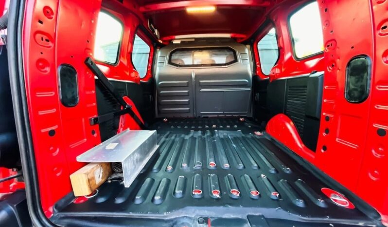PEUGEOT Partner  | 4×4 (doł. ręcznie) | Manualna | 99 KM | Czerwony full