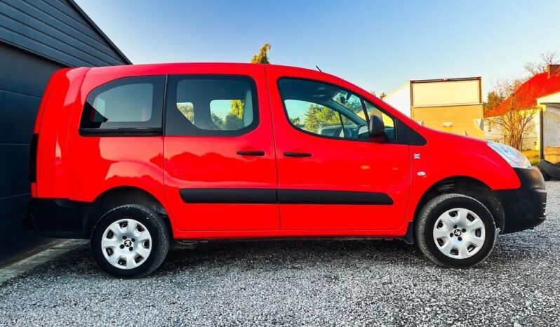 PEUGEOT Partner  | 4×4 (doł. ręcznie) | Manualna | 99 KM | Czerwony full