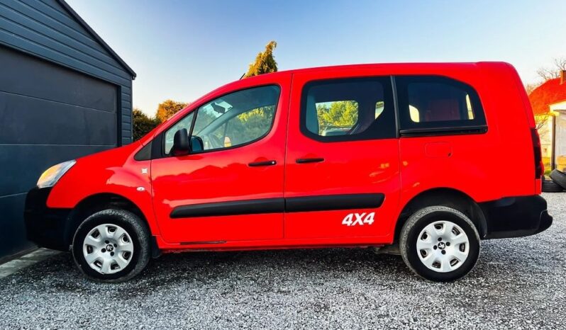 PEUGEOT Partner  | 4×4 (doł. ręcznie) | Manualna | 99 KM | Czerwony full