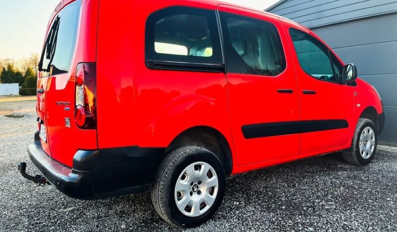 PEUGEOT Partner  | 4×4 (doł. ręcznie) | Manualna | 99 KM | Czerwony full