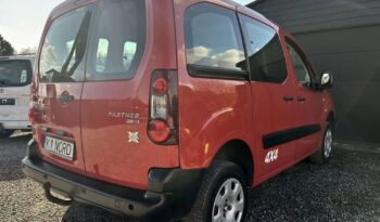PEUGEOT Partner  | 4×4 (doł. ręcznie) | Manualna | 99 KM | Czerwony full