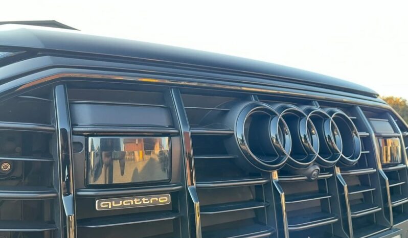 Audi Q7 | 4×4 (stały) | Automatyczna | 265 KM | Czarny full