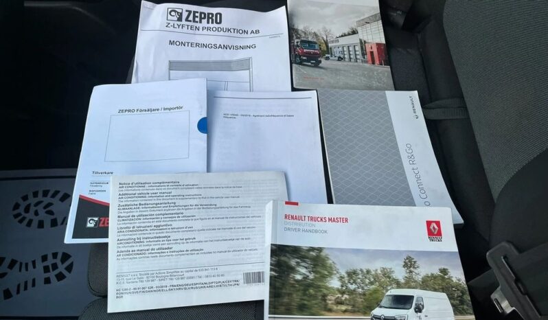 RENAULT Master | RWD (tył) | Manualna | 163 KM | Biały full