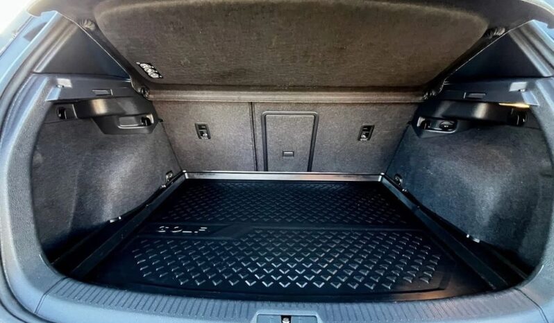 VOLKSWAGEN Golf  | FWD (przód) | Automatyczna | 150 KM | Czarny full