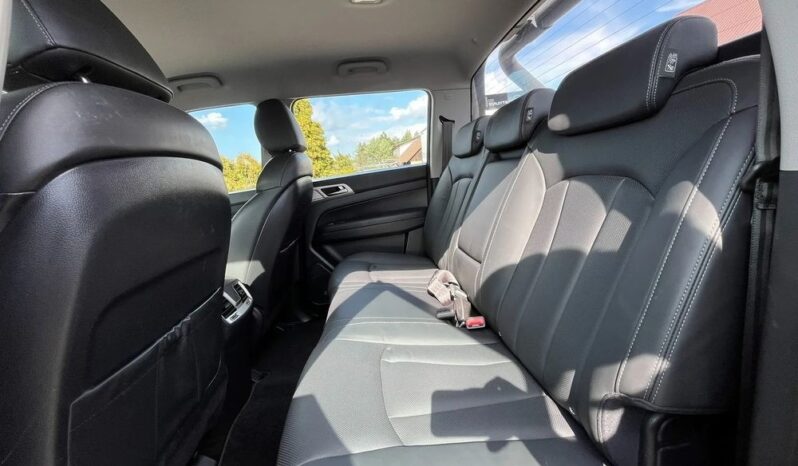 SsangYong/KGM Musso | 4×4 (doł. automatycznie) | Automatyczna | 181 KM | Czarny full