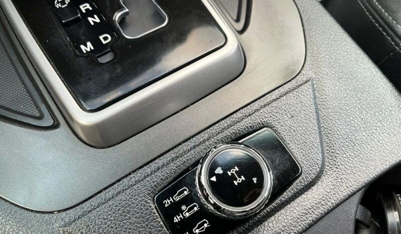 SsangYong/KGM Musso | 4×4 (doł. automatycznie) | Automatyczna | 181 KM | Czarny full