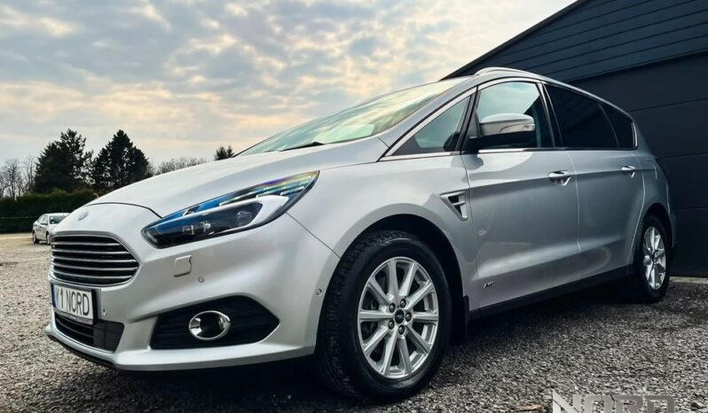 FORD S-Max  | 4×4 (doł. automatycznie) | Manualna | 150 KM | Srebrny full