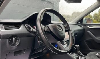 SKODA Octavia  | 4×4 (doł. automatycznie) | Automatyczna | 150 KM | Brązowy full