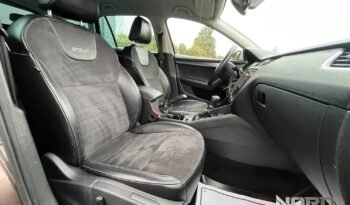 SKODA Octavia  | 4×4 (doł. automatycznie) | Automatyczna | 150 KM | Brązowy full