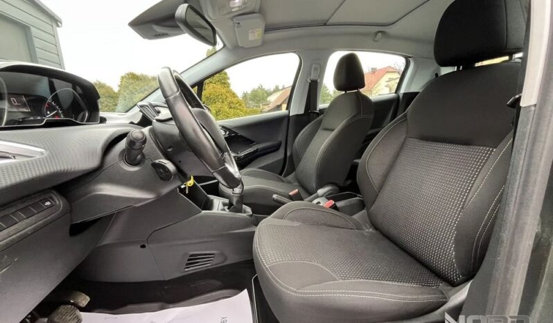 PEUGEOT 208  | FWD (przód) | Manualna | 82 KM | Szary full