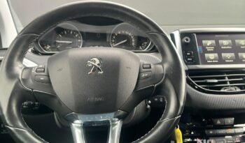 PEUGEOT 208  | FWD (przód) | Manualna | 82 KM | Szary full
