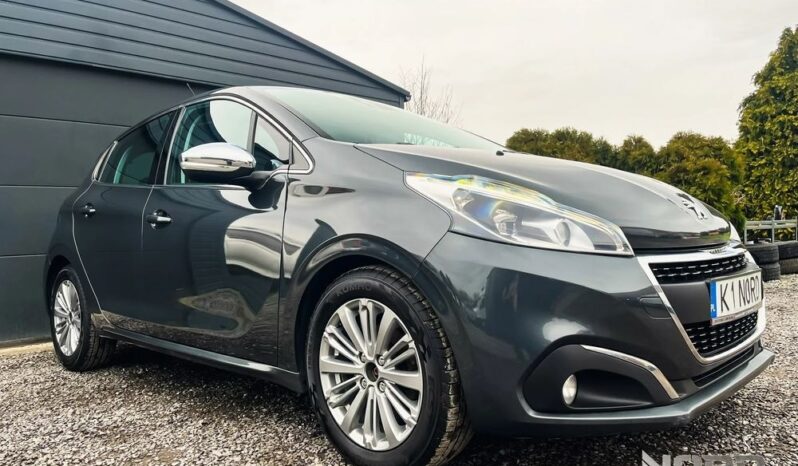 PEUGEOT 208  | FWD (przód) | Manualna | 82 KM | Szary full