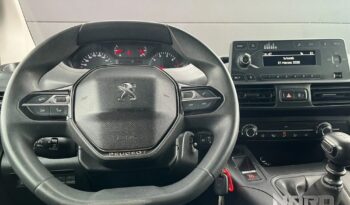 PEUGEOT Partner  | 4×4 (doł. ręcznie) | Manualna | 131 KM | Czerwony full