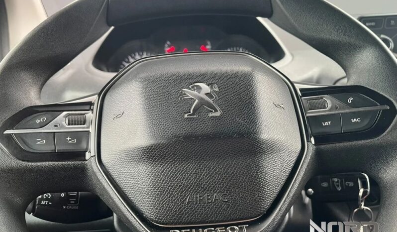PEUGEOT Partner  | 4×4 (doł. ręcznie) | Manualna | 131 KM | Czerwony full