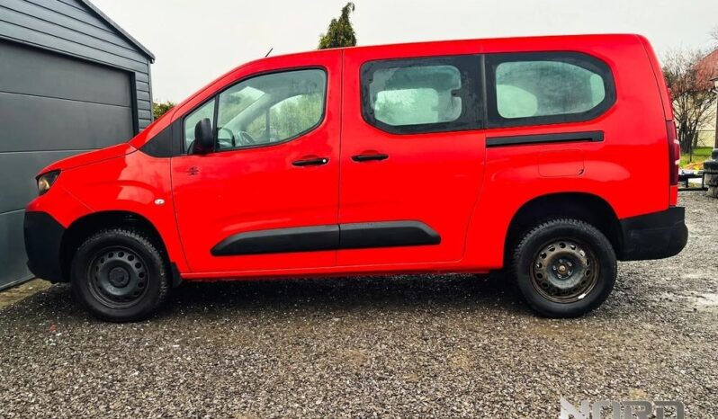 PEUGEOT Partner  | 4×4 (doł. ręcznie) | Manualna | 131 KM | Czerwony full