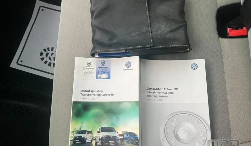VOLKSWAGEN Transporter | FWD (przód) | Manualna | 150 KM | Czarny full