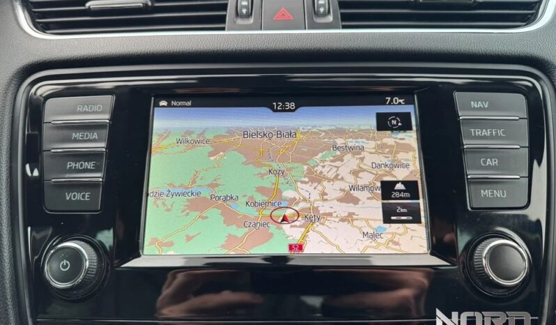 SKODA Octavia  | 4×4 (stały) | Automatyczna | 184 KM | Niebieski full