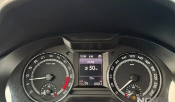 SKODA Octavia  | 4×4 (stały) | Automatyczna | 184 KM | Niebieski full